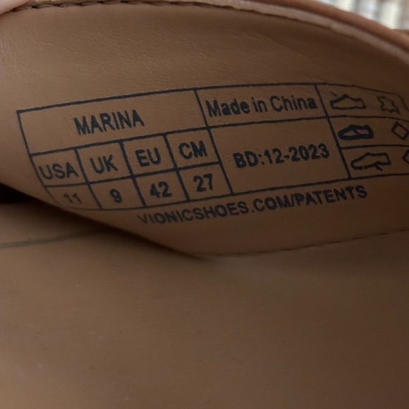 VIONIC MARINA Ankle Strap Sandals Size: 11 - Picture 5 of 6